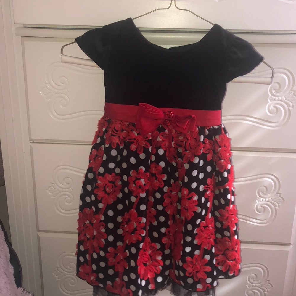 Holiday dress red and black with polka dots, 4T